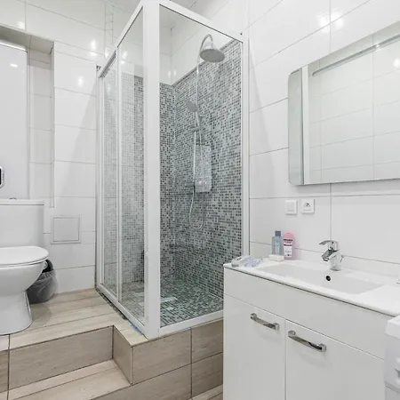 Maccarani Apartment
